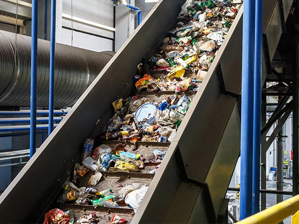 LUWILITE belts in waste recycling
