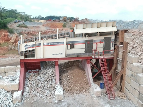 MDS M615 stationary trommel screen in a quarry