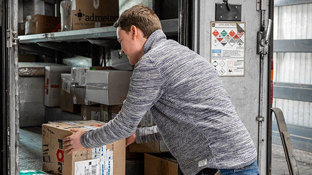 Auszubildender als Fachlagerist