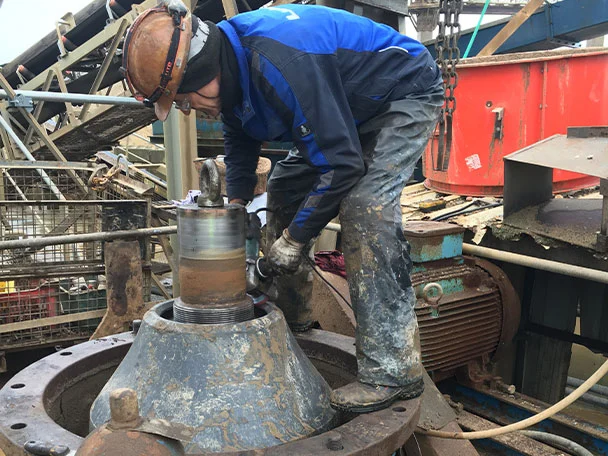 Parts service on Sandvik crusher