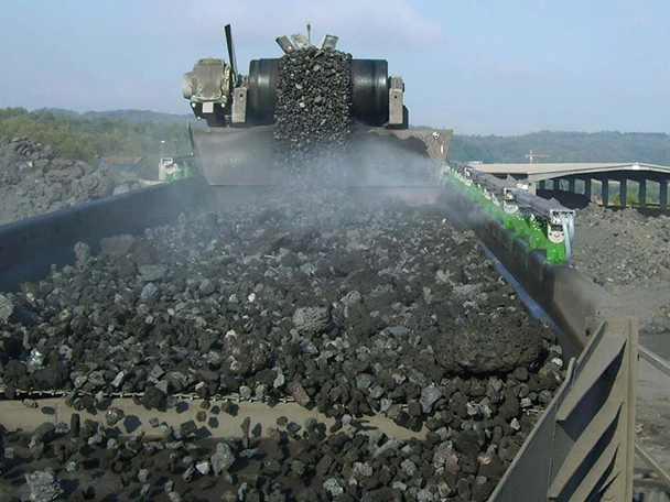 Dust suppression in screening area