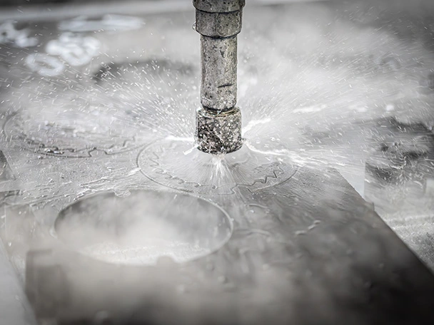 Detailed view of waterjet technology | Wasserstrahltechnik