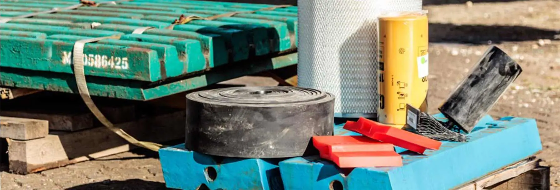 Spare and wear parts for crushers
