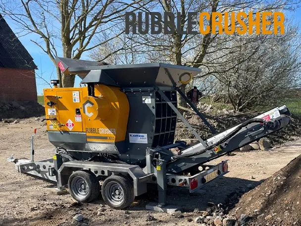 Rubblecrusher compact crusher with logo