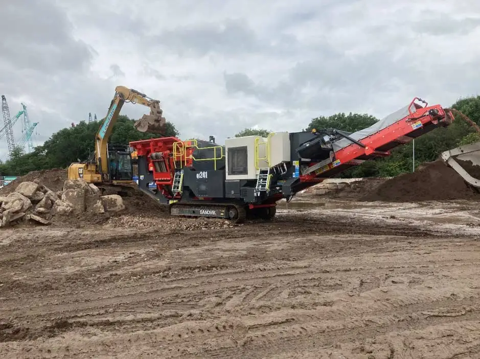 Sandvik QJ241 mobile jaw crusher